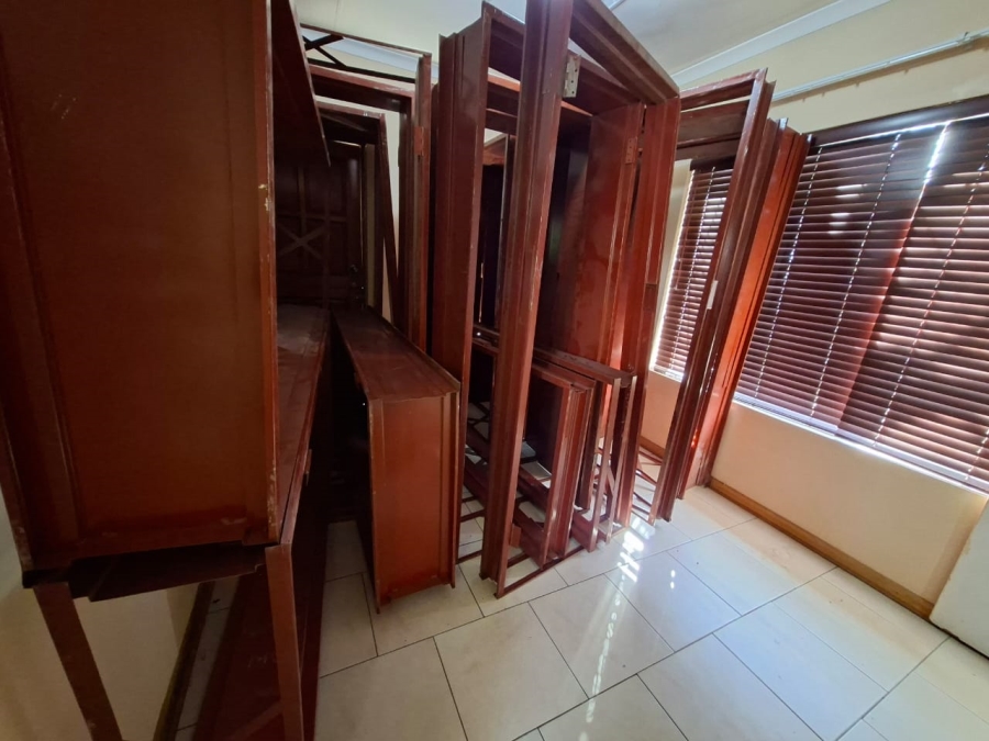 6 Bedroom Property for Sale in Universitas Free State